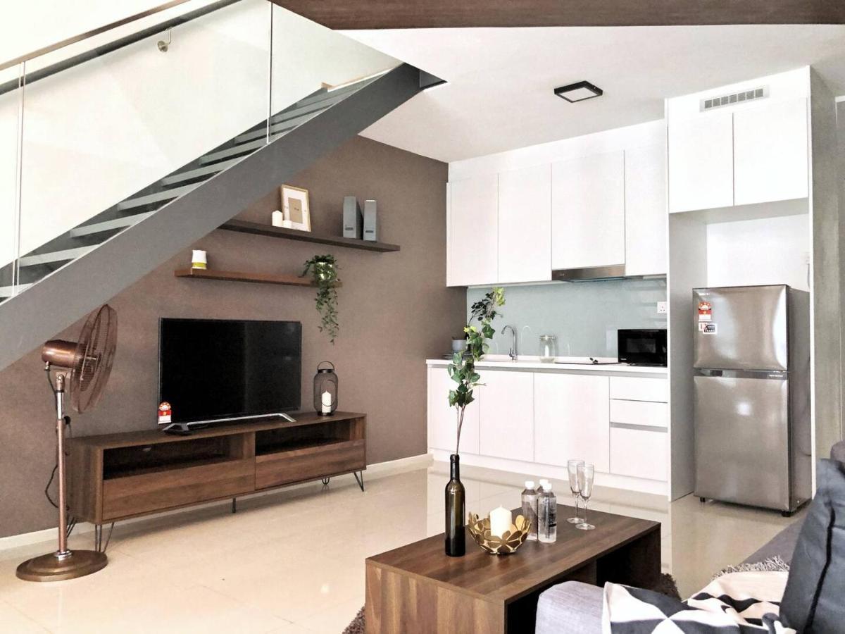 Modern Industrial Duplex Loft- Ekocheras-Mrt 3Pax Kuala Lumpur Buitenkant foto